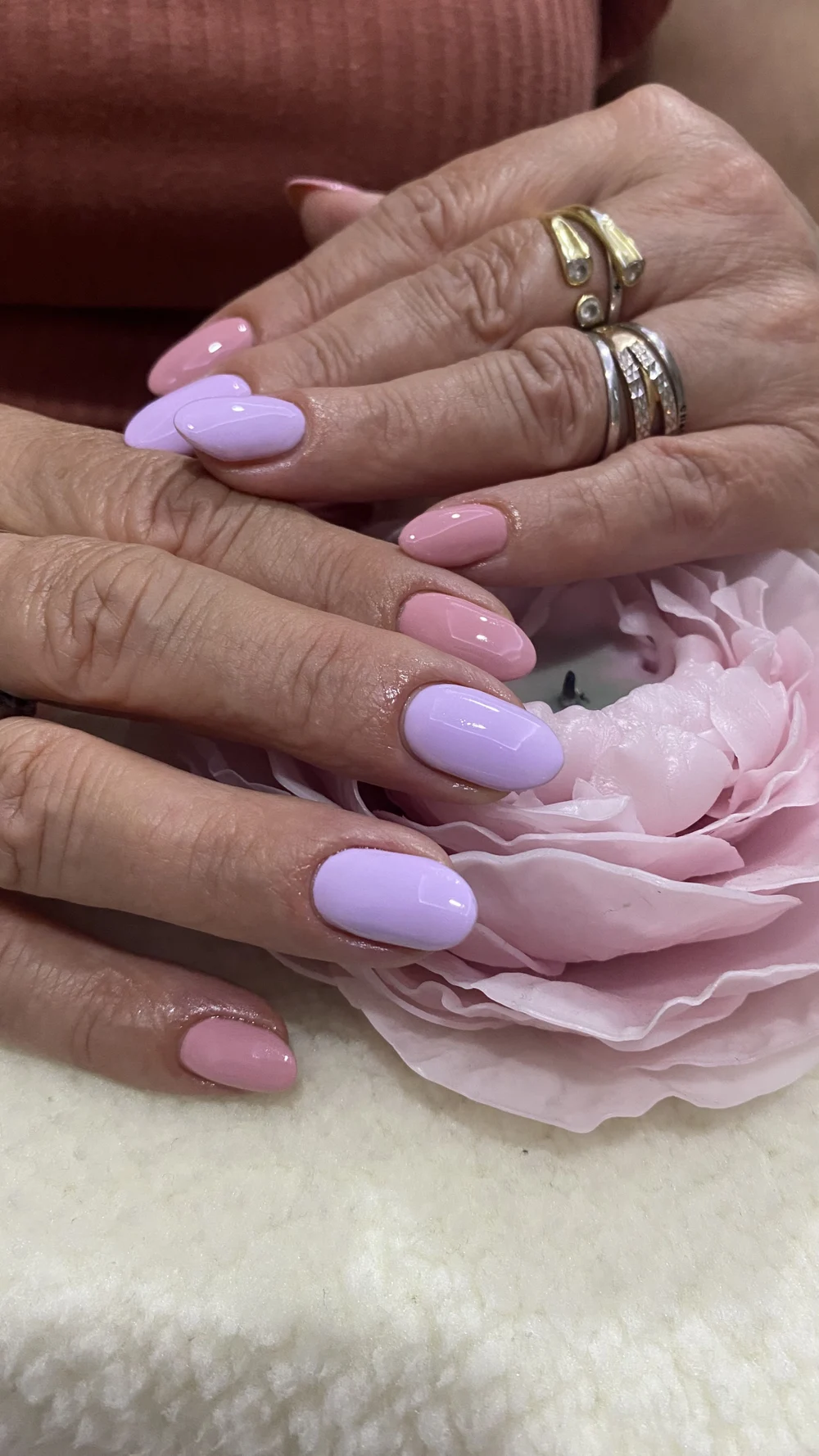 Мастер маникюра и педикюра