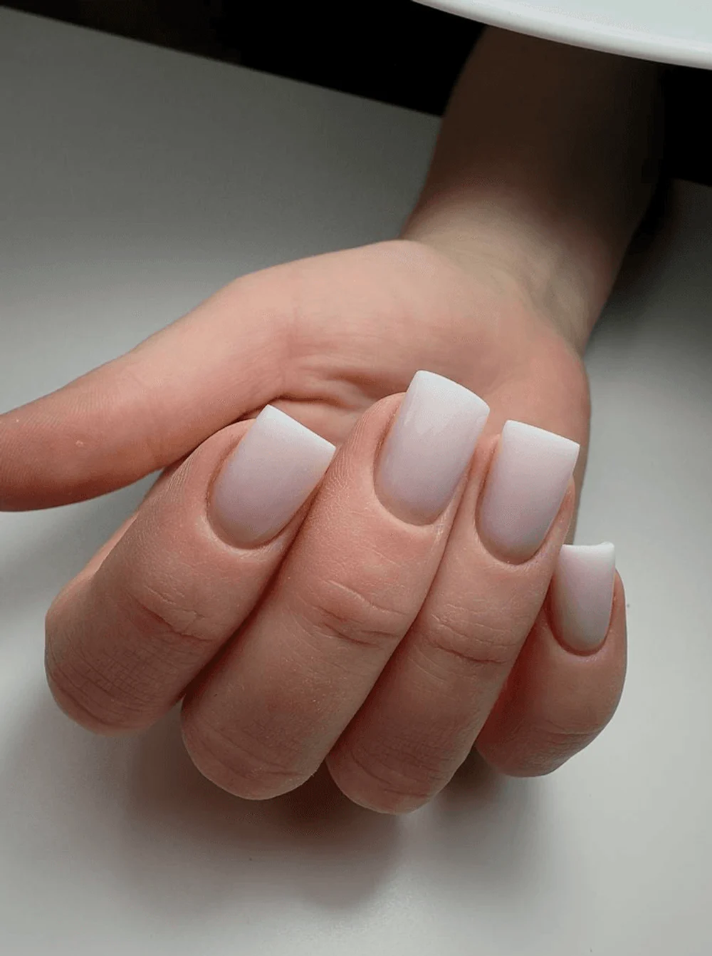 Мастер маникюра