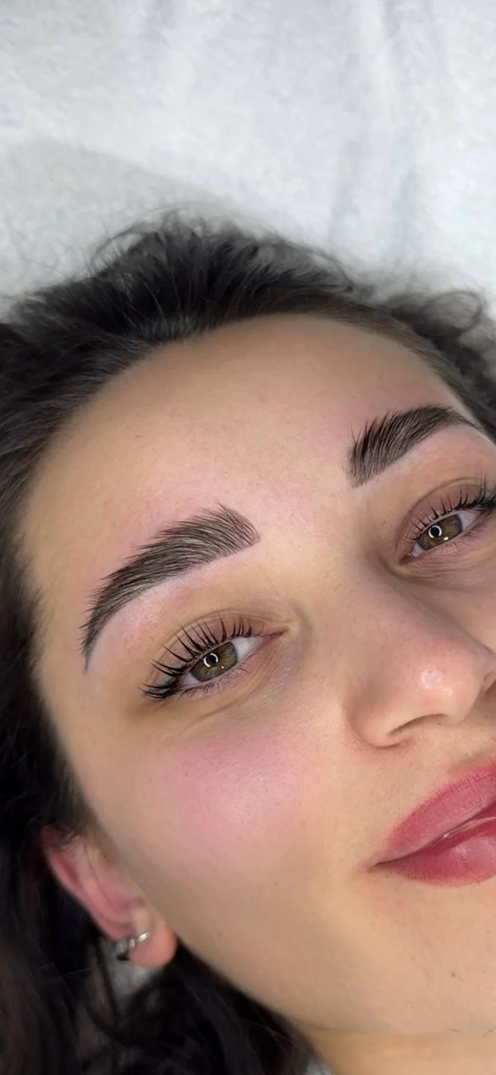 Мастер по бровям и ресницам