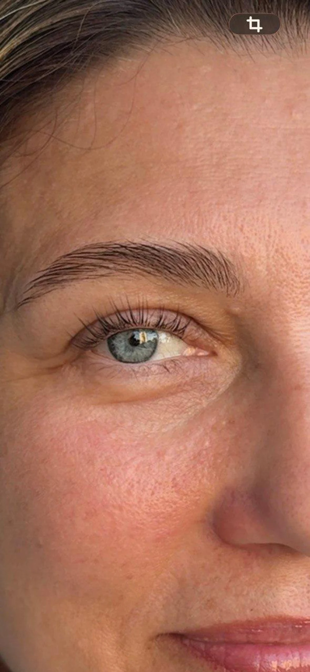 Мастер по бровям и ресницам