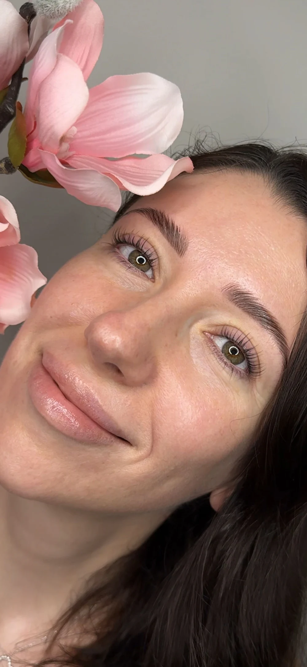 Мастер по бровям и ресницам