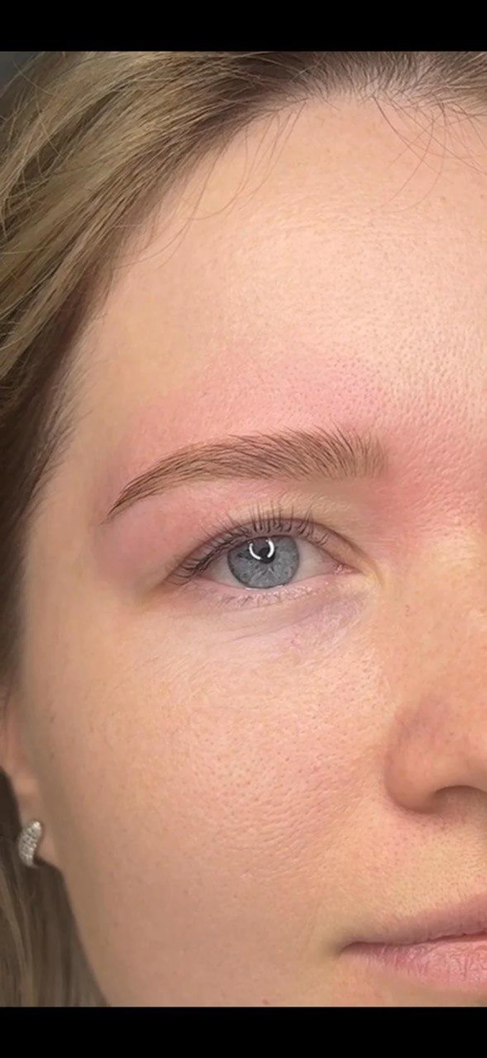 Мастер по бровям и ресницам