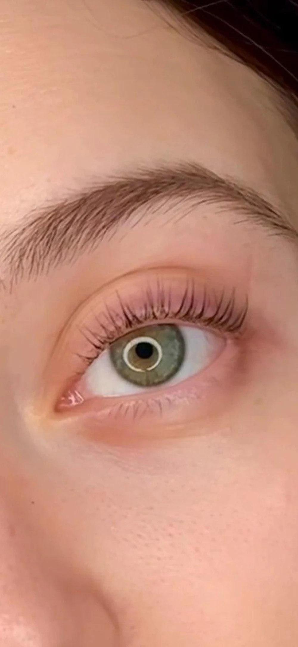 Мастер по бровям и ресницам