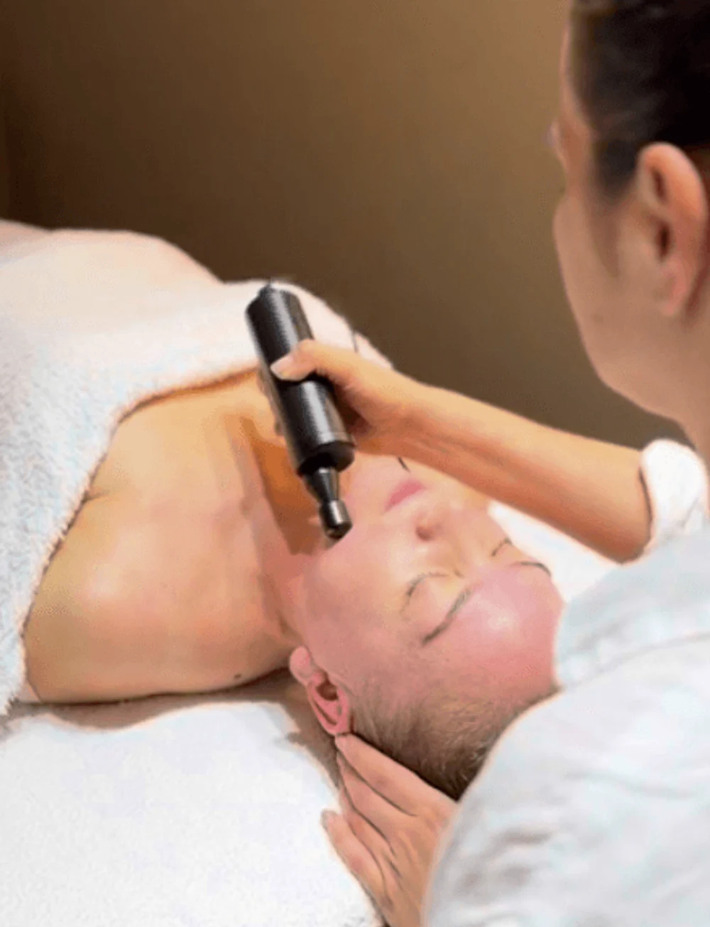 Специалист по массажу лица